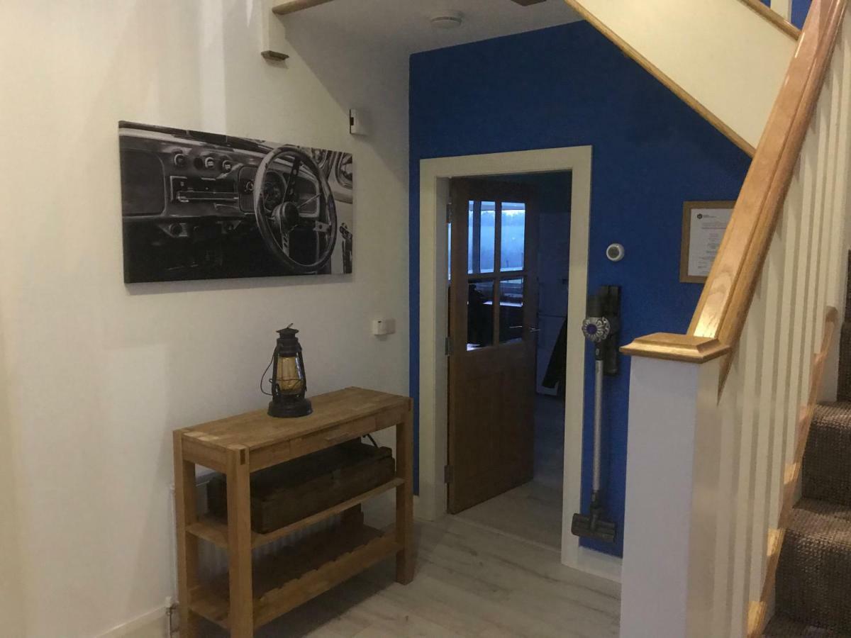 Sleeps 12 Hot Tub Sauna Cinema Pets Welcome Енискилен Екстериор снимка