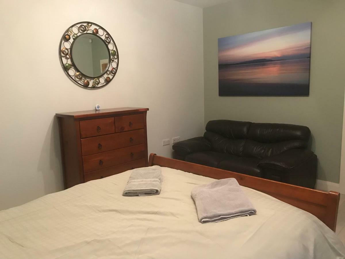 Sleeps 12 Hot Tub Sauna Cinema Pets Welcome Енискилен Екстериор снимка