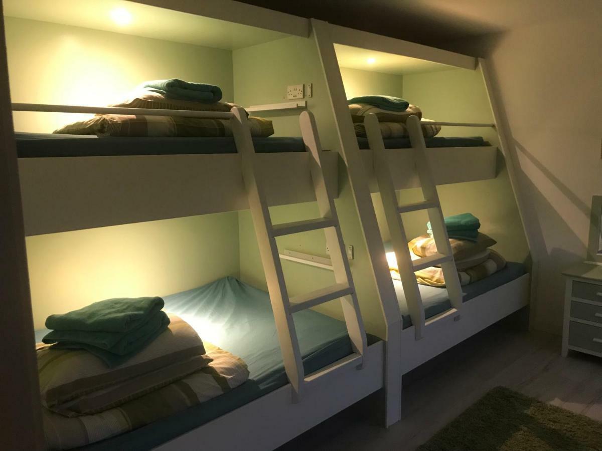 Sleeps 12 Hot Tub Sauna Cinema Pets Welcome Енискилен Екстериор снимка